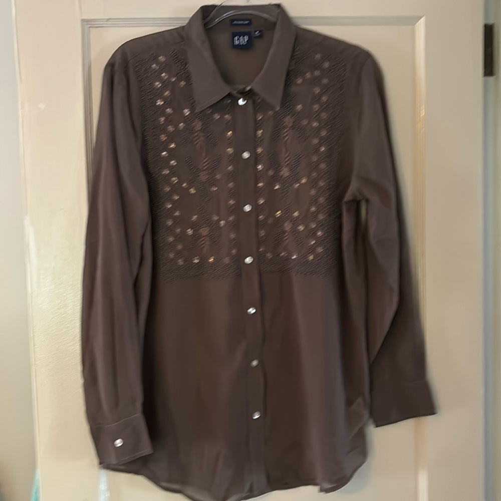 Gap - Embroidered/Beaded boyfriend shirt